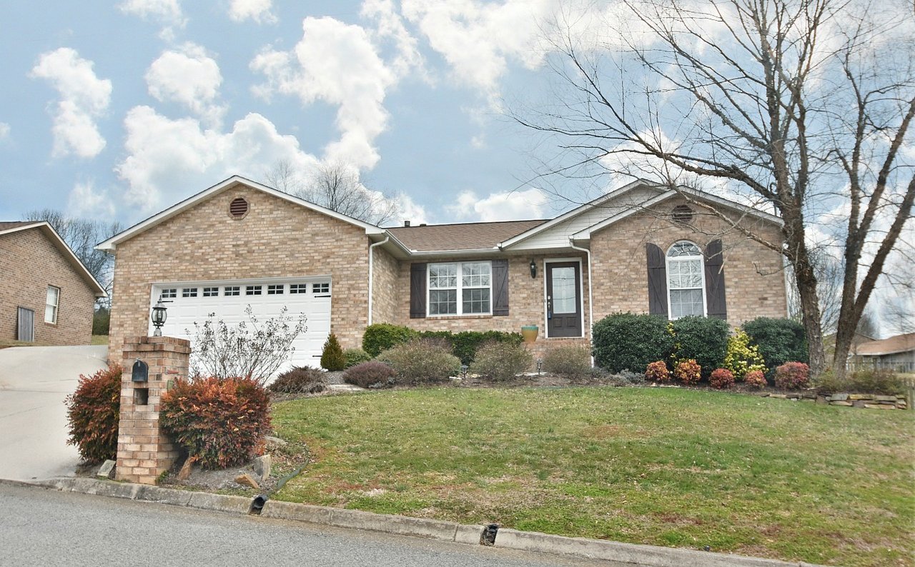 Tuscany Gardens