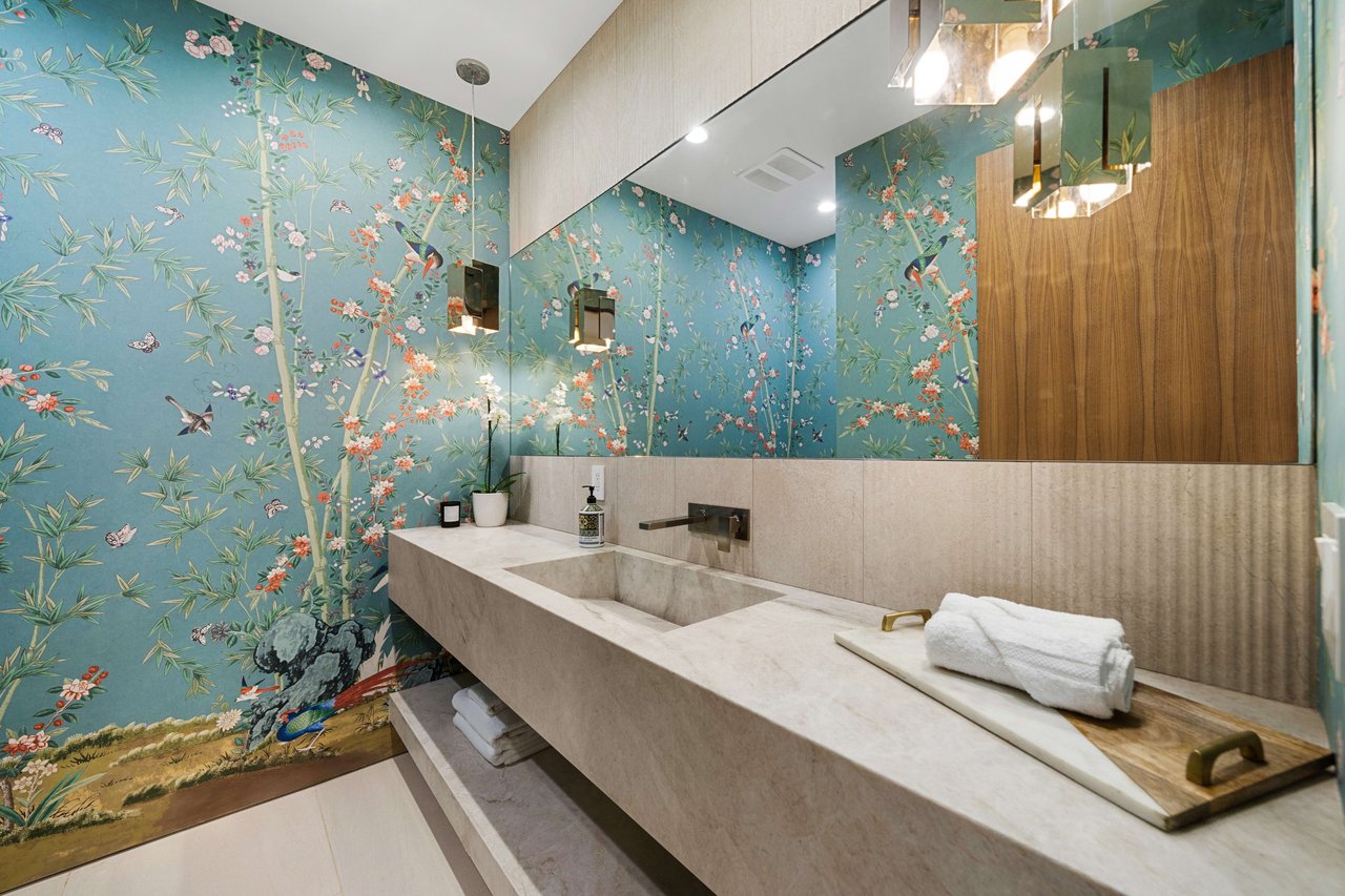 The Apex HH | 7115 Macapa Drive