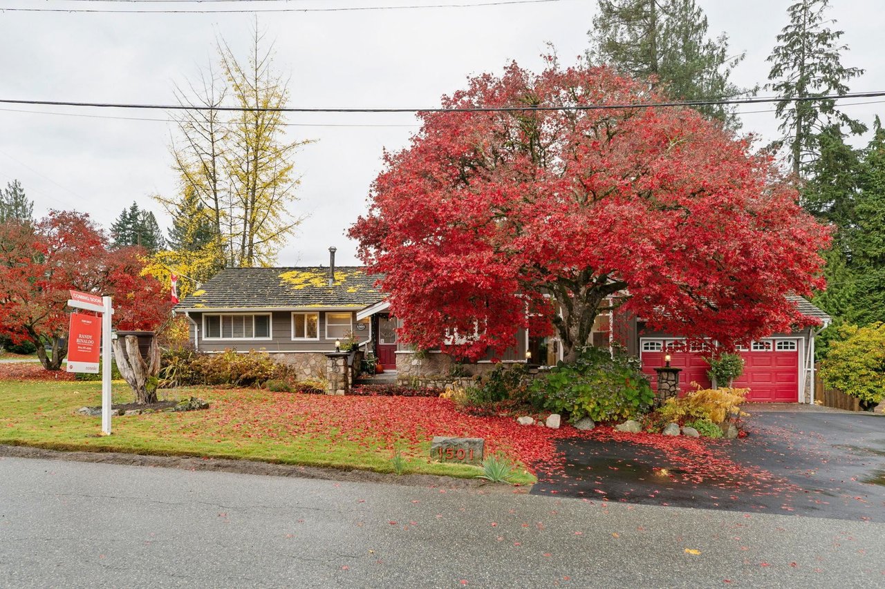 1501 Marine Cres