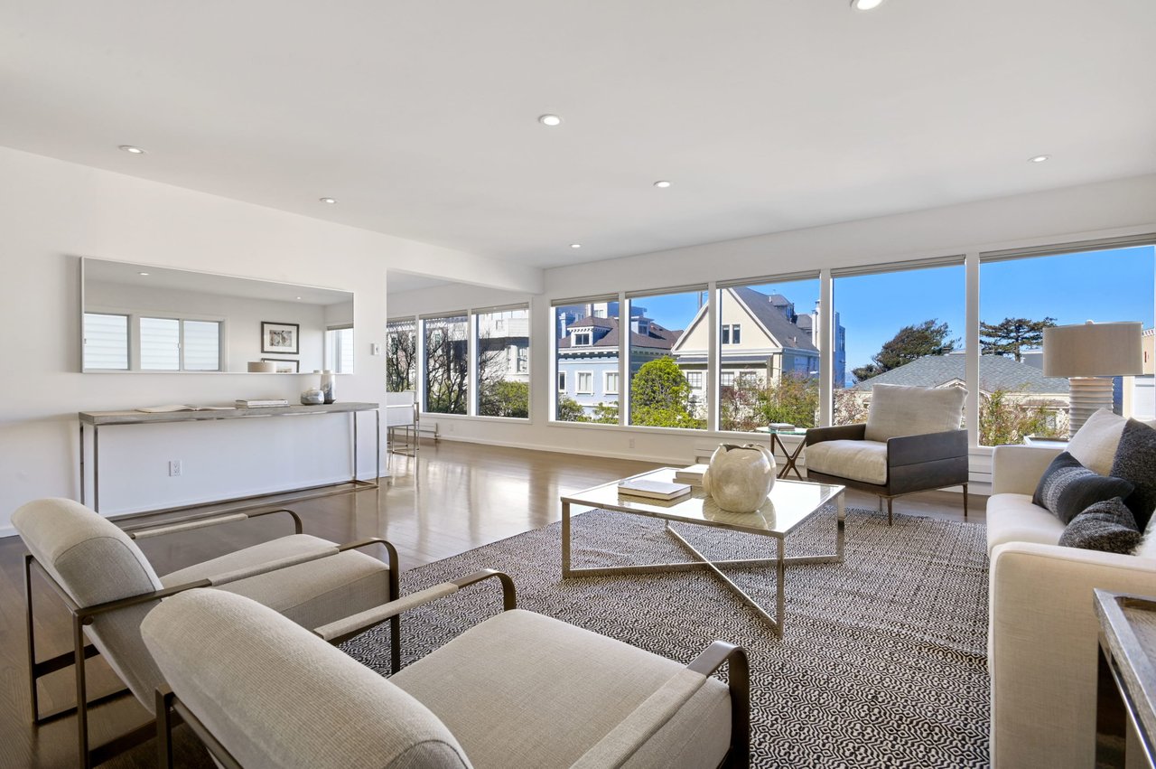 Renovated Three Bedroom Cow Hollow Condo