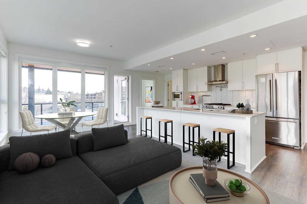 404-4477 Hastings St