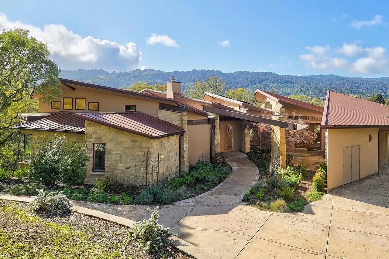 157 Golden Hills Dr