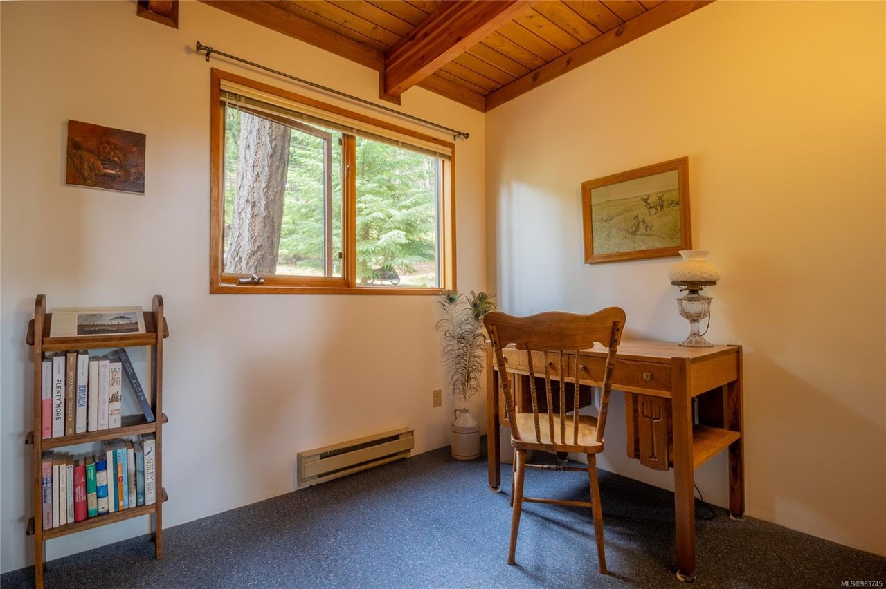 2637 Shoal Rd, Pender Island