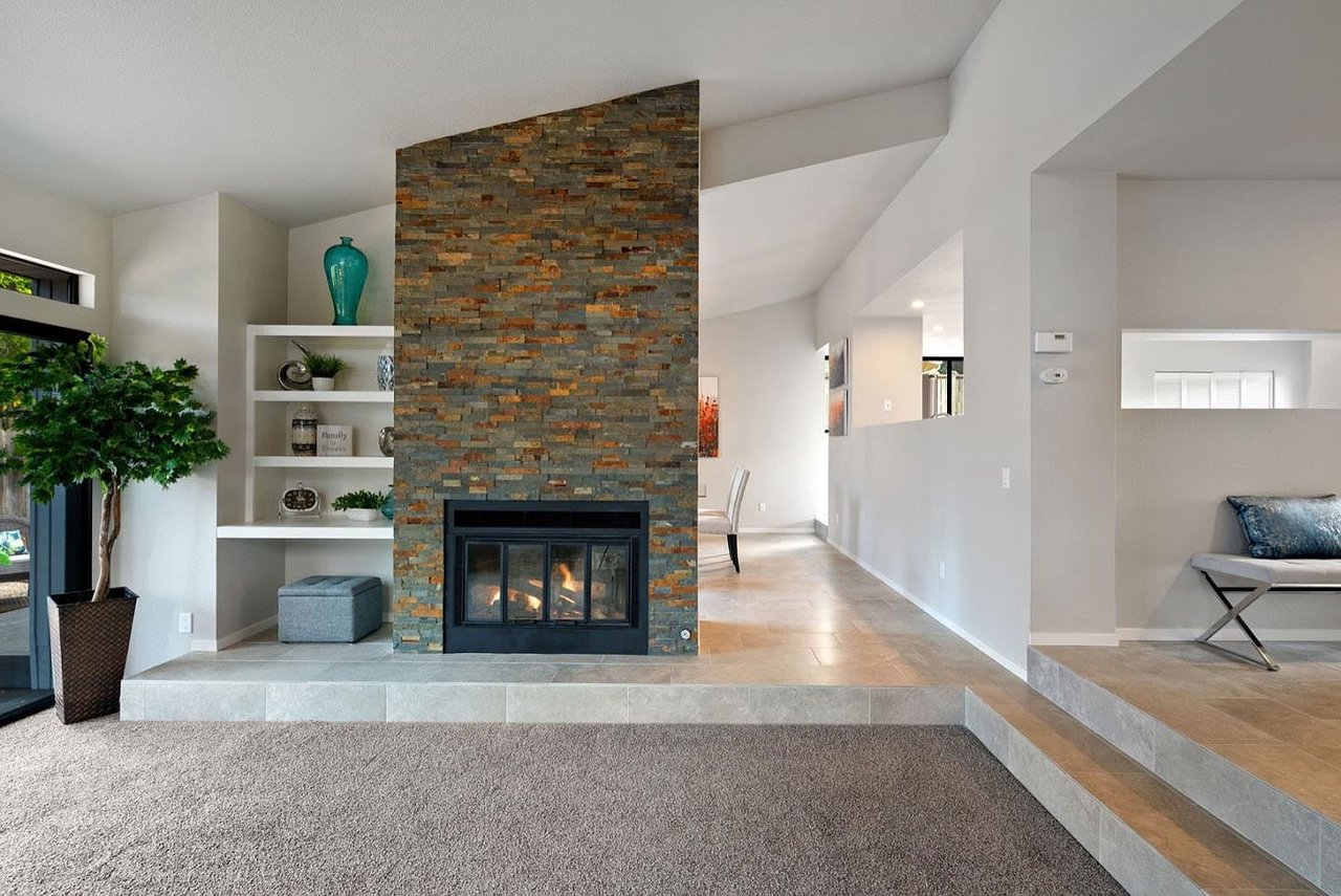 14 Antler Pl