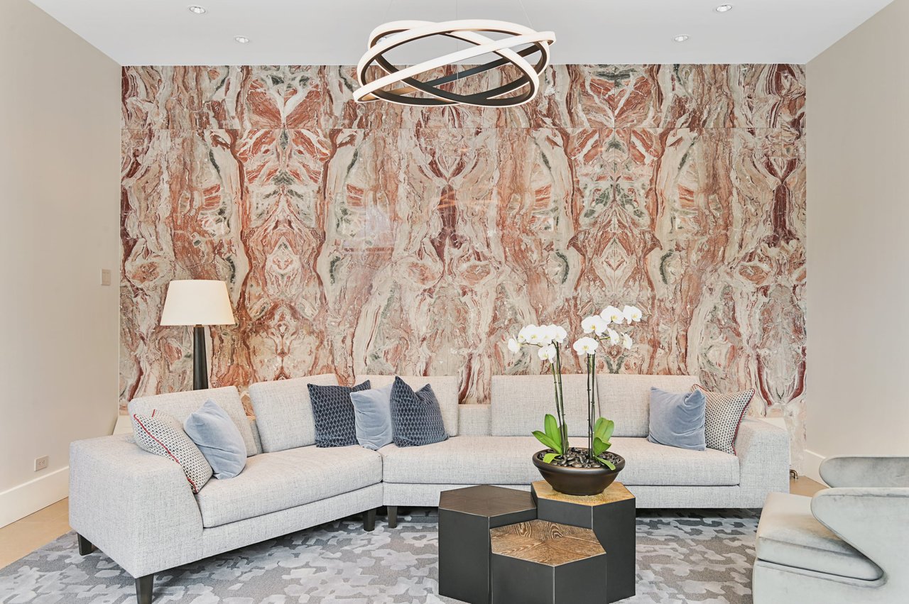 Jay Jeffers-Designed Bay View Apartment on Russian Hill