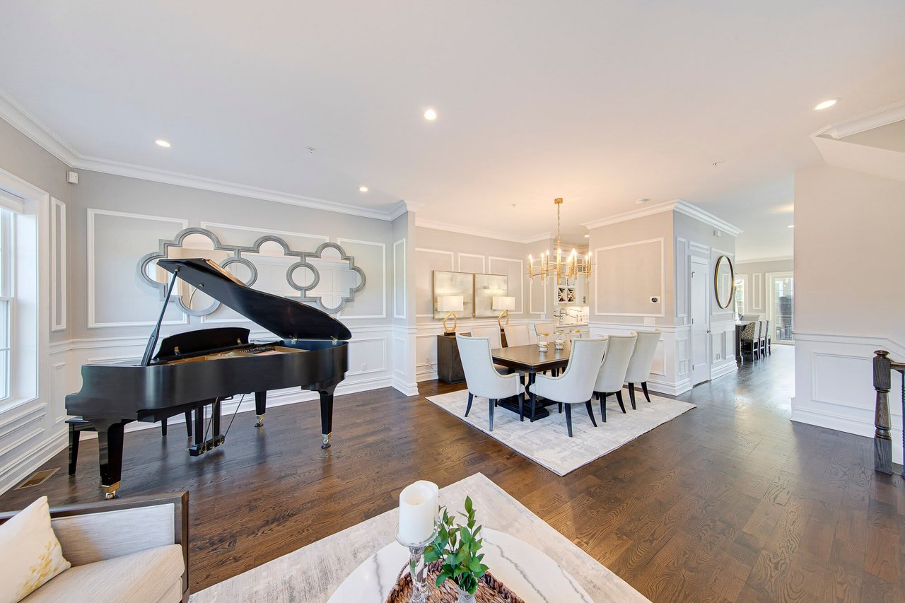 Luxury Homes Close to New York City