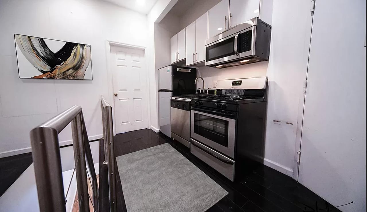 142 Sullivan Street, Apt 2