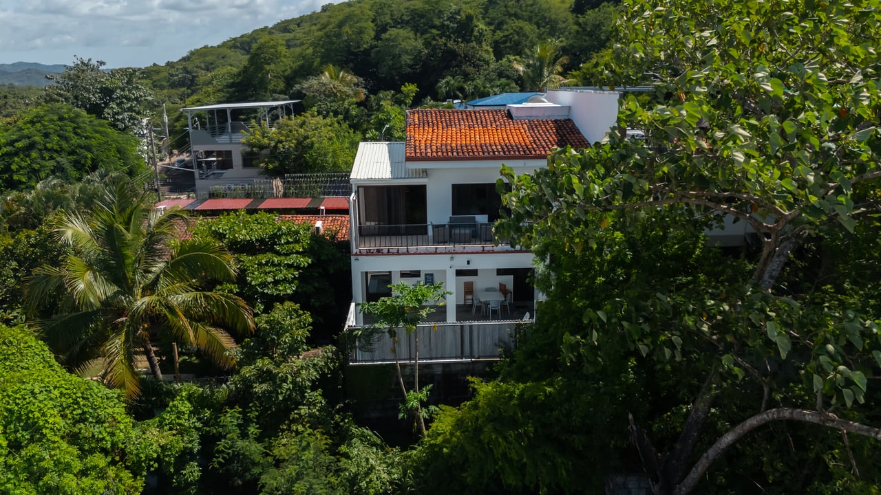 Modern Tropical Valley View Home, Tamarindo, Guanacaste