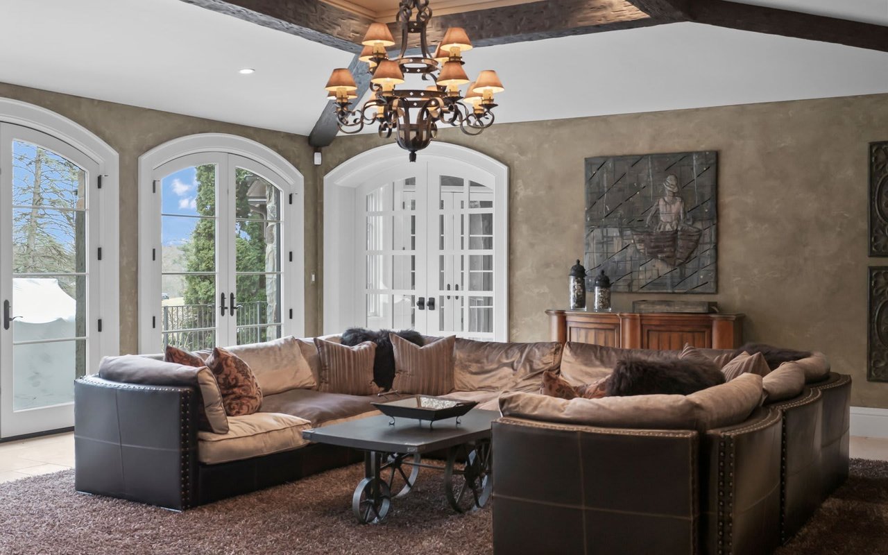 26565 Scenic Drive