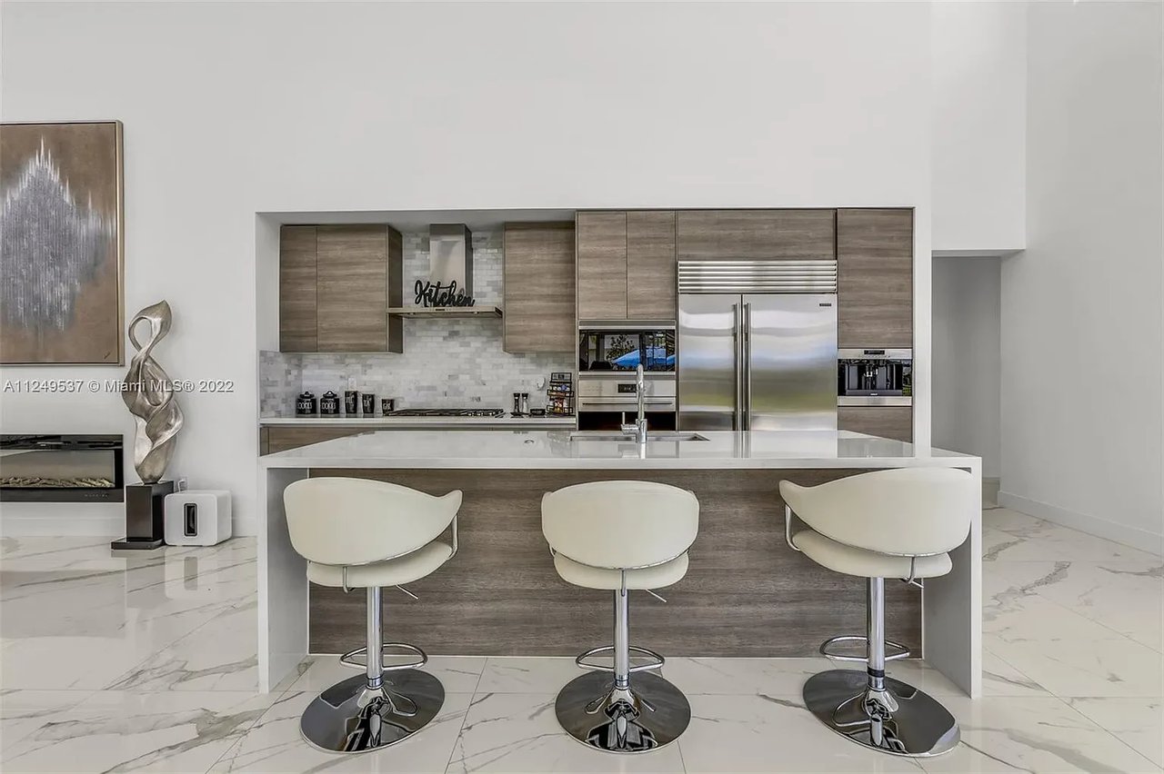 16672 S Botaniko Dr S