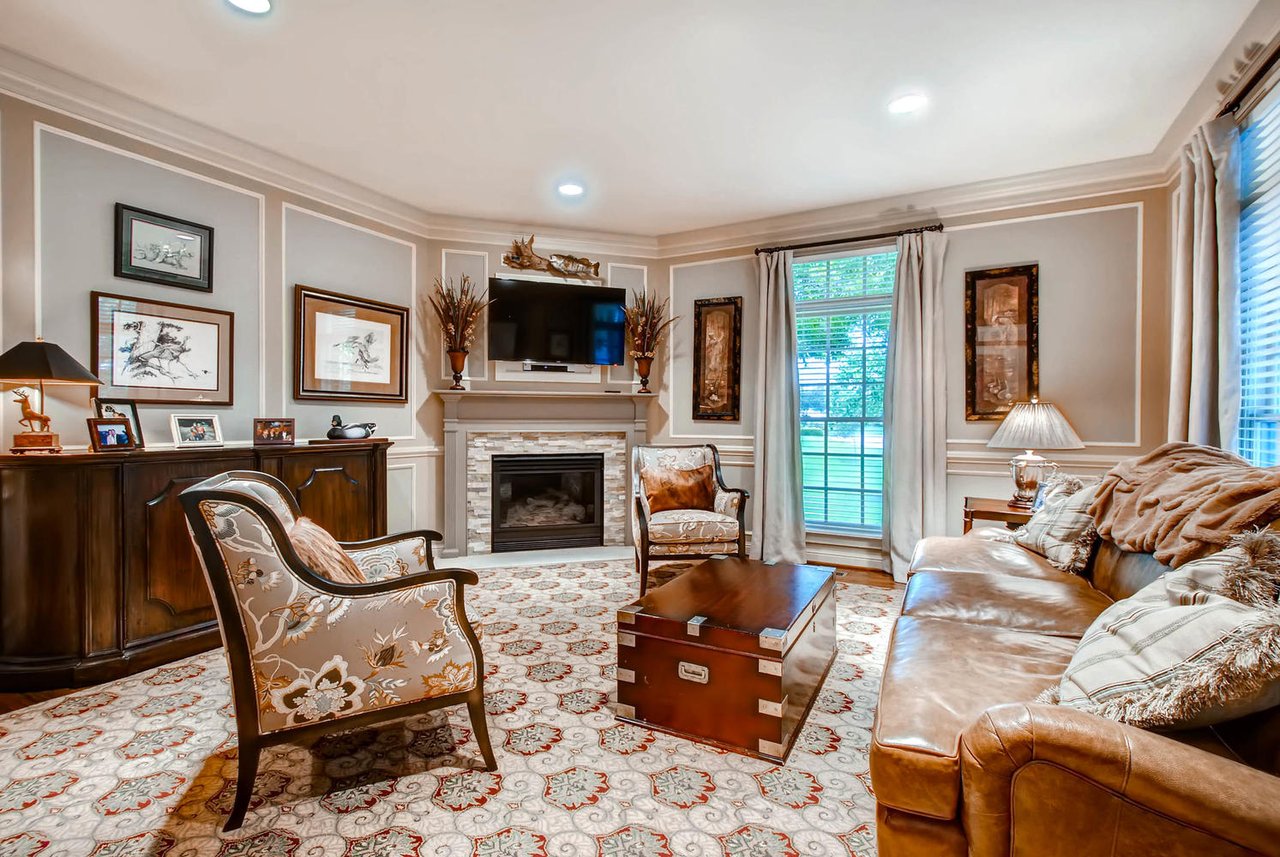 Southern Style, Reverse 2-Story Living with Pool