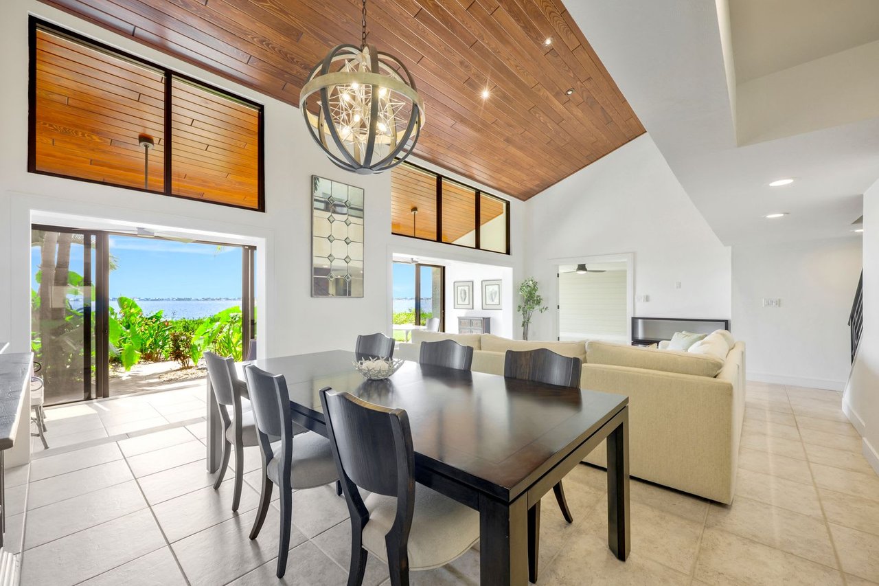 5018 Harbortown Lane