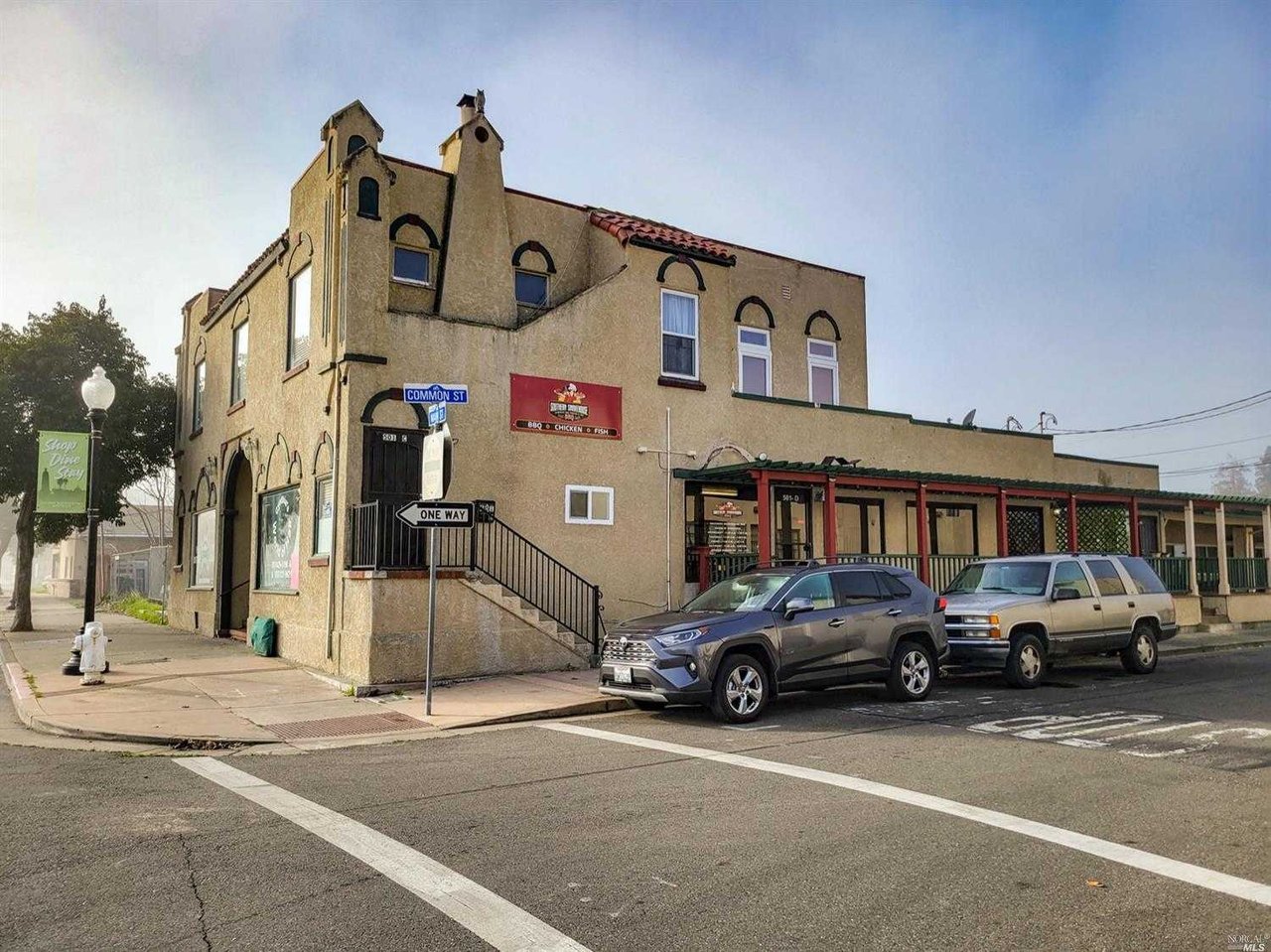 501 Main St