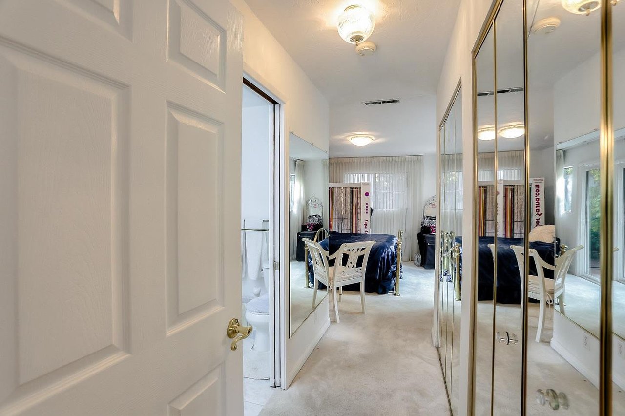 10 Upper Cir