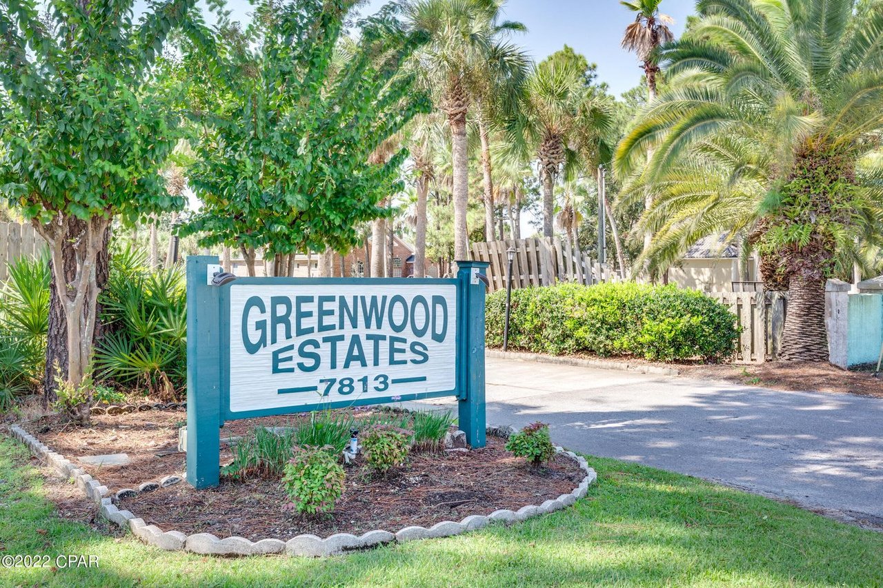 7813 N LAGOON Drive Unit 7C