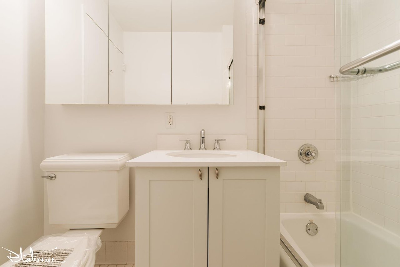 2 Gold Street, Apt 4H