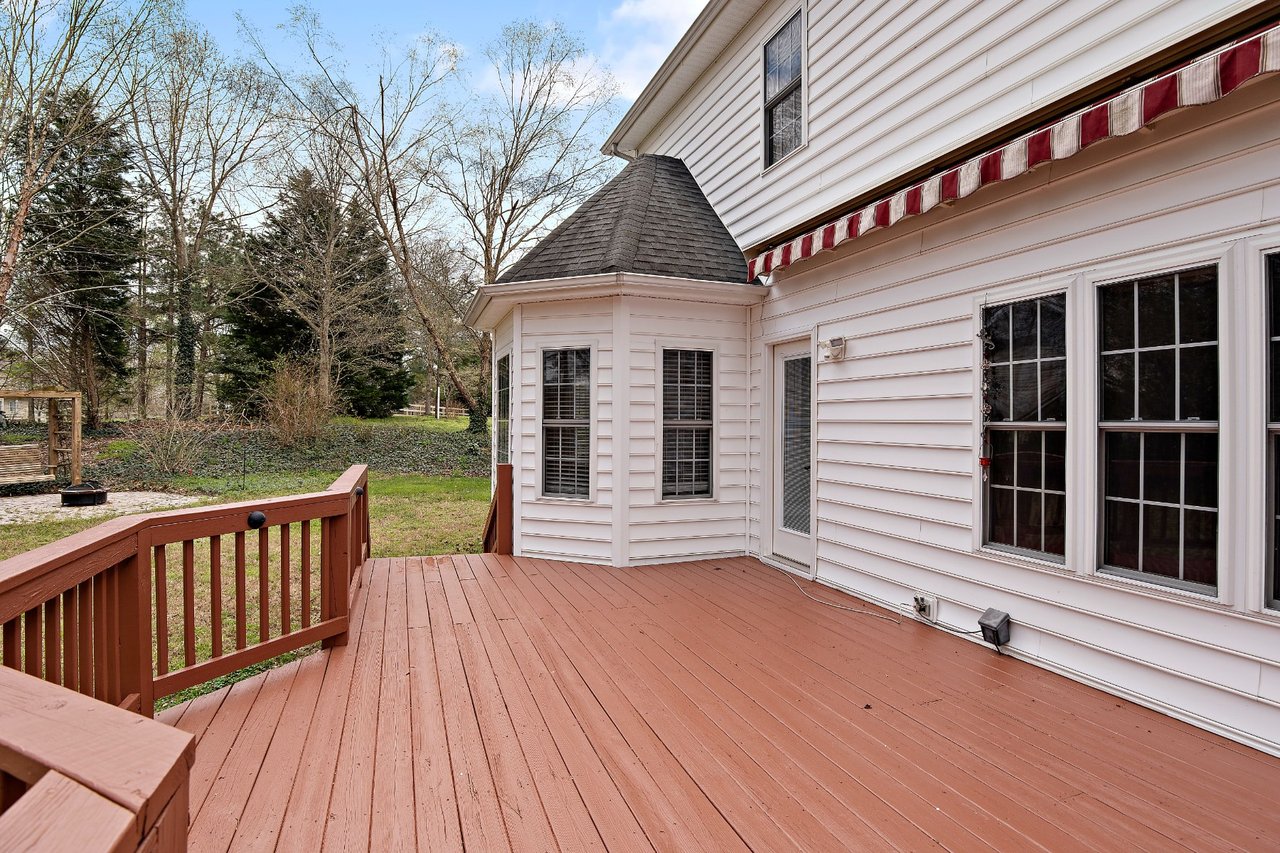 8805 Thornton Heath Drive