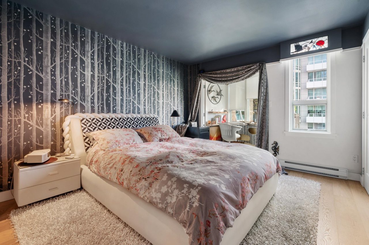 515-888 Beach Ave