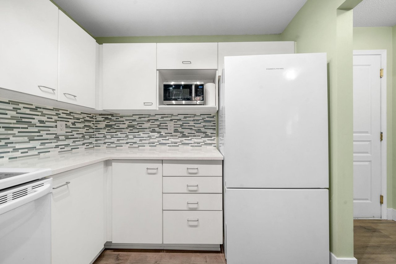 432-1252 Town Centre Blvd