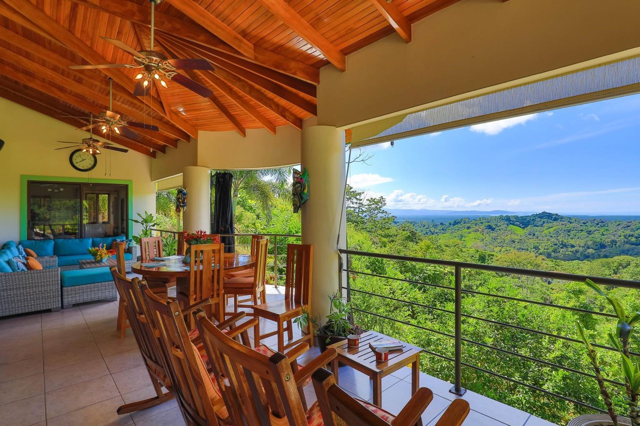 Elegant & Relaxing Beautiful 3 Bedroom Home With Mountain and Ocean Views 3