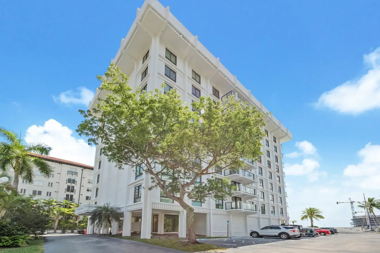 1600 S Bayshore Lane # 5B