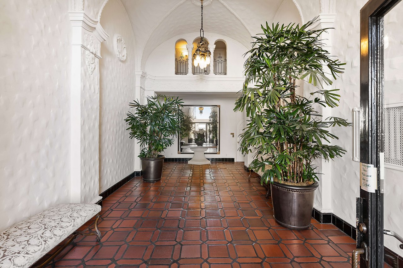 2127 Broadway St. Unit 1