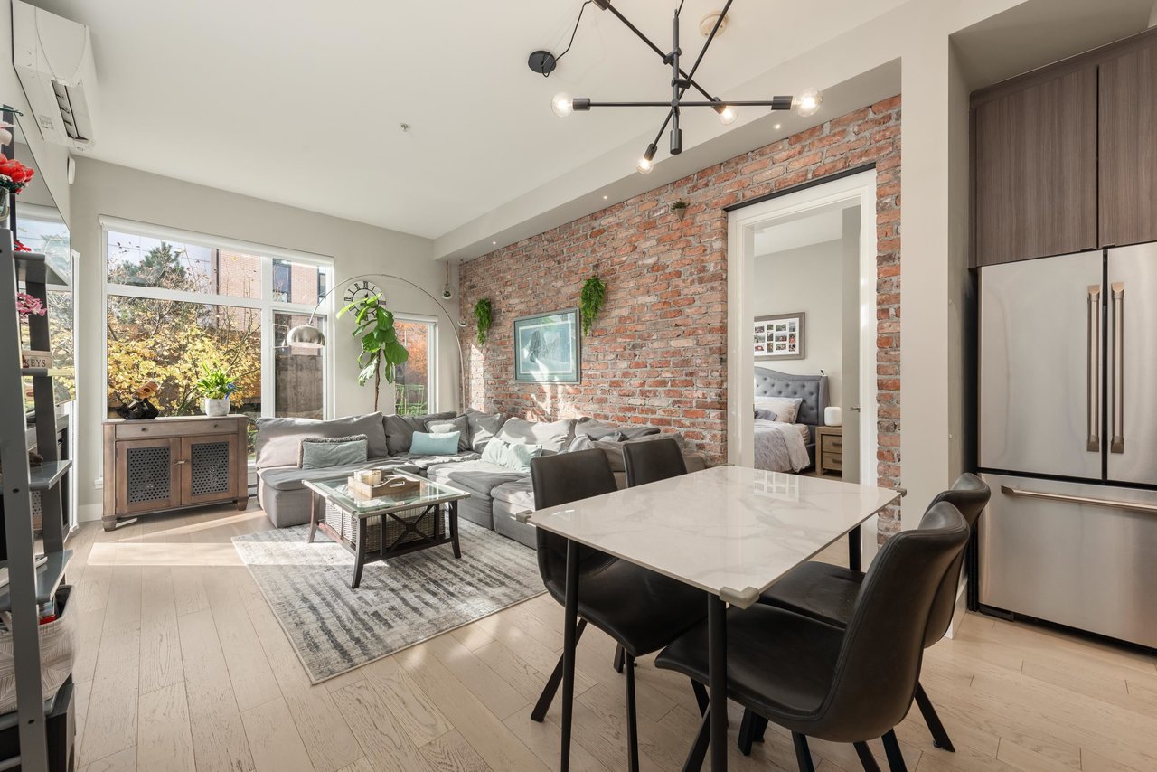 116-262 Salter St