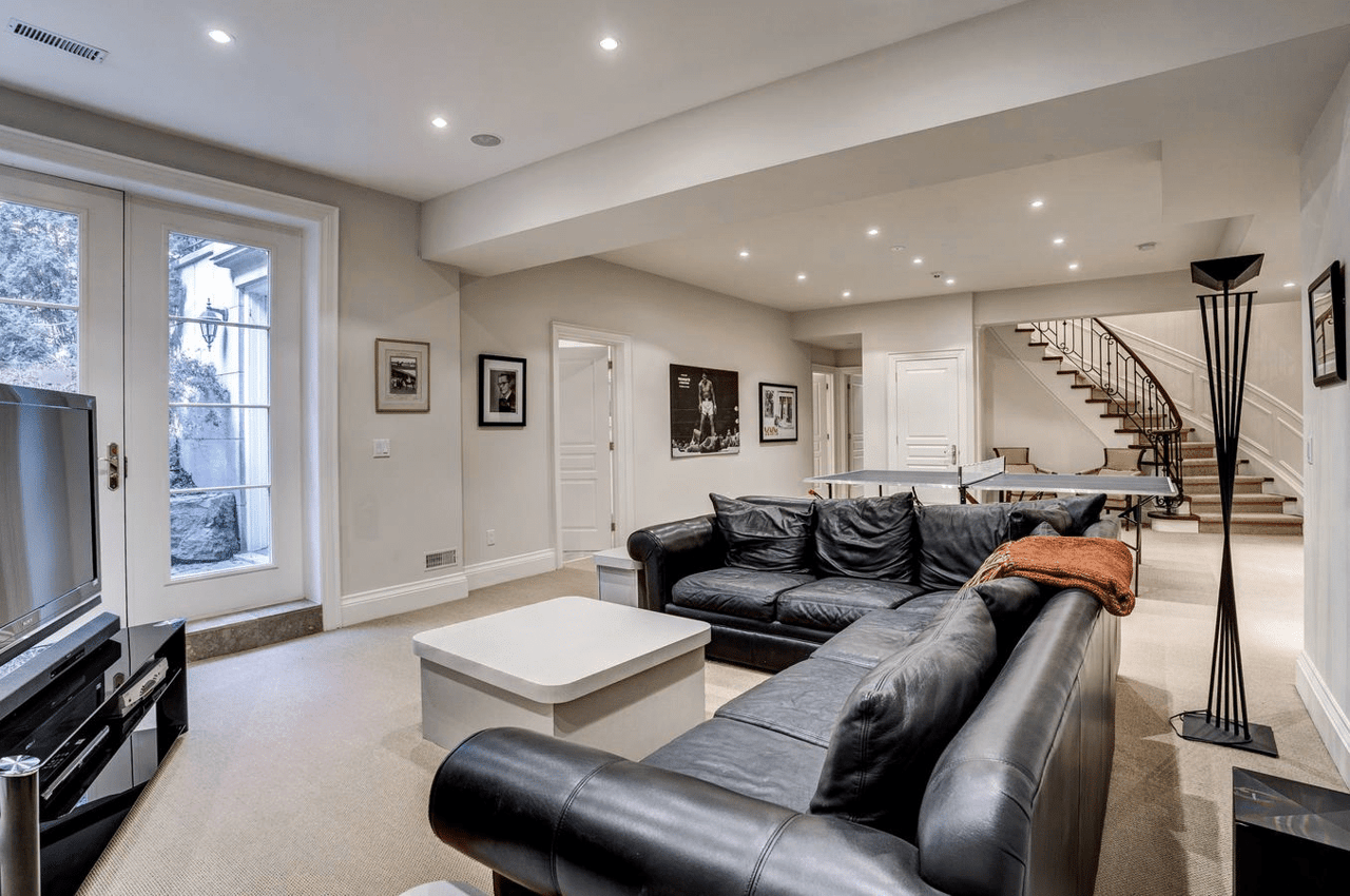 SOLD: Most Prestigious Location 