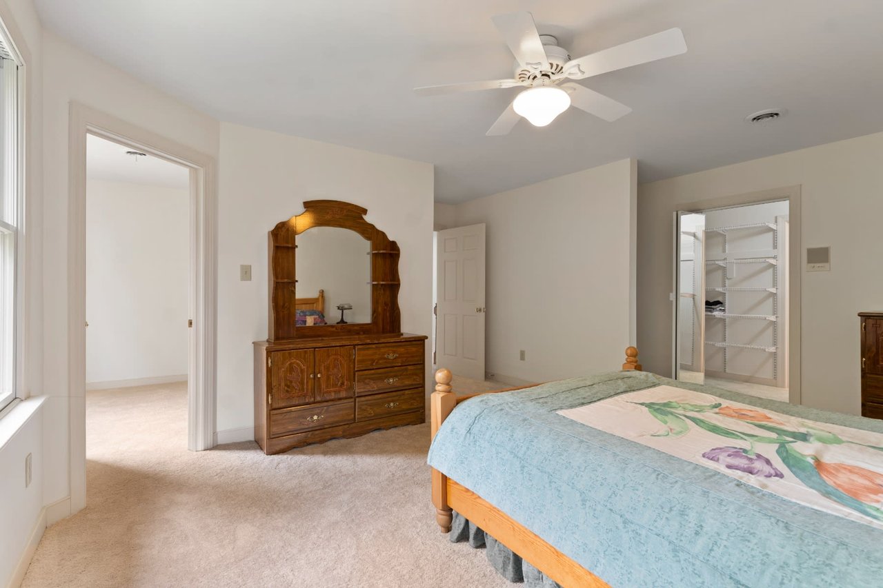 3328 Robious Forest Way