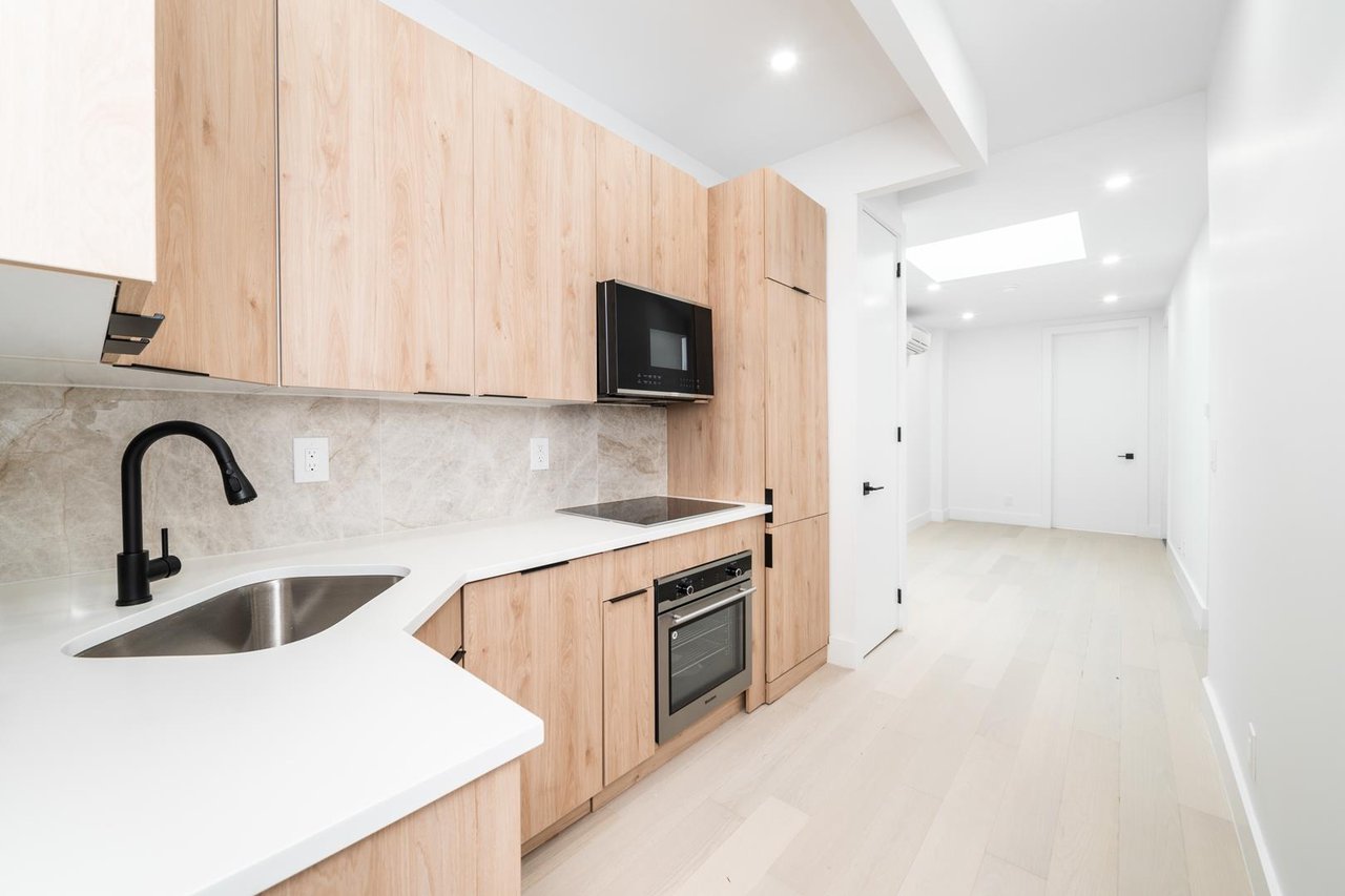 47 Saint Marks Place, Apt 5-W