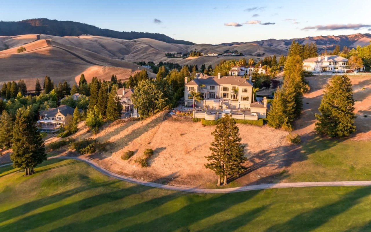 Pending! 3450 Quail Walk Ct.