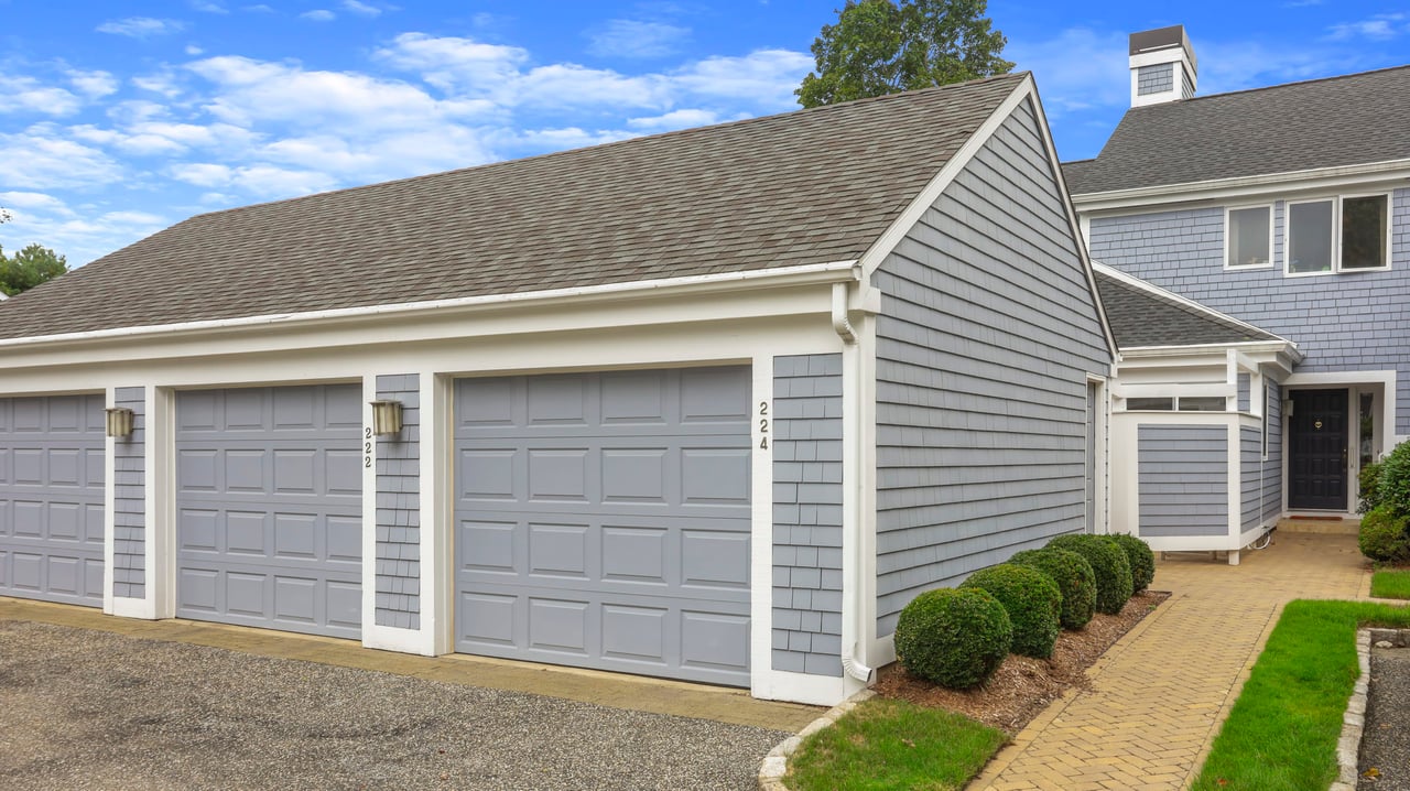 224 Lansdowne, Westport