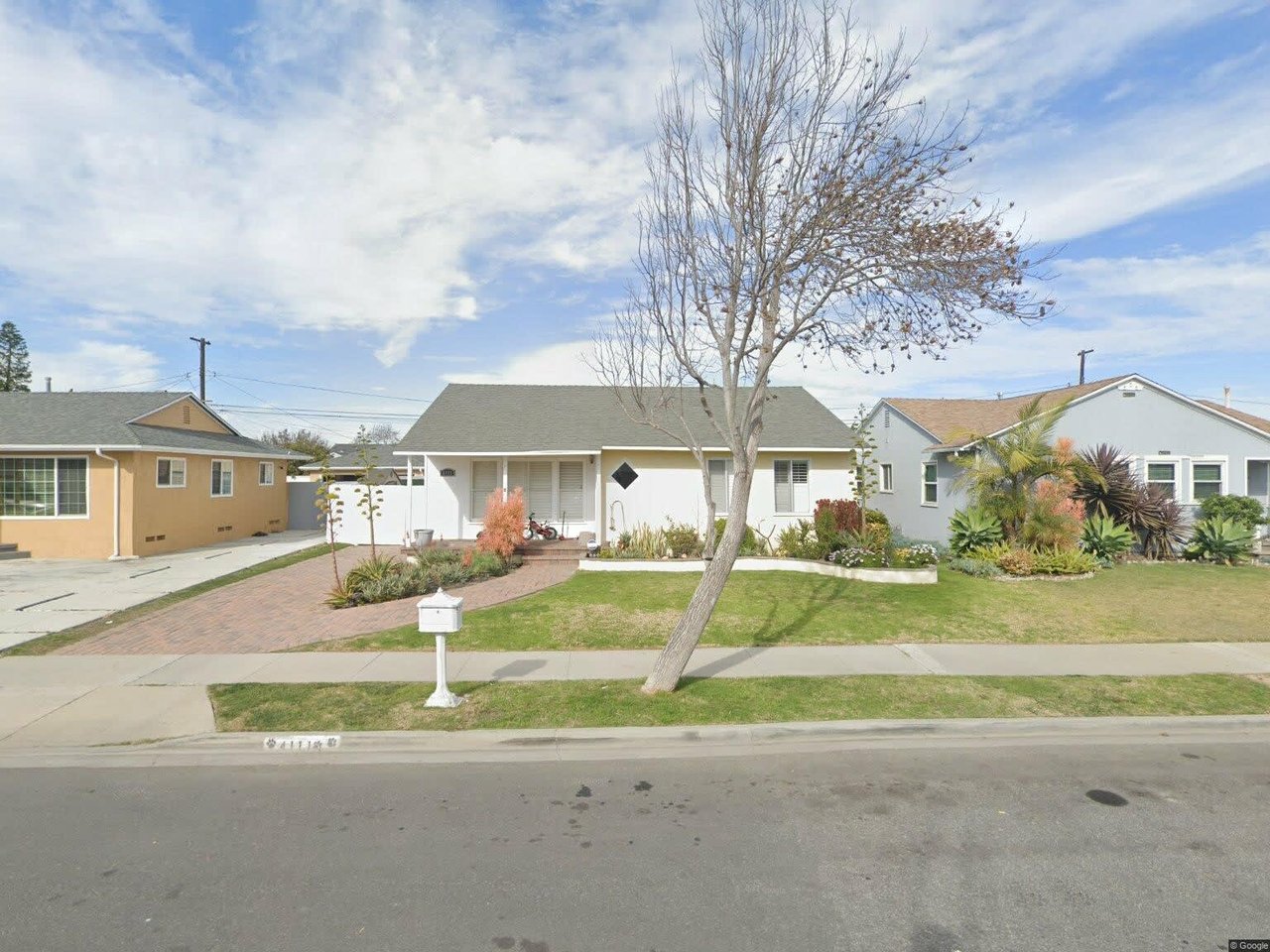 4111 W 175th Pl