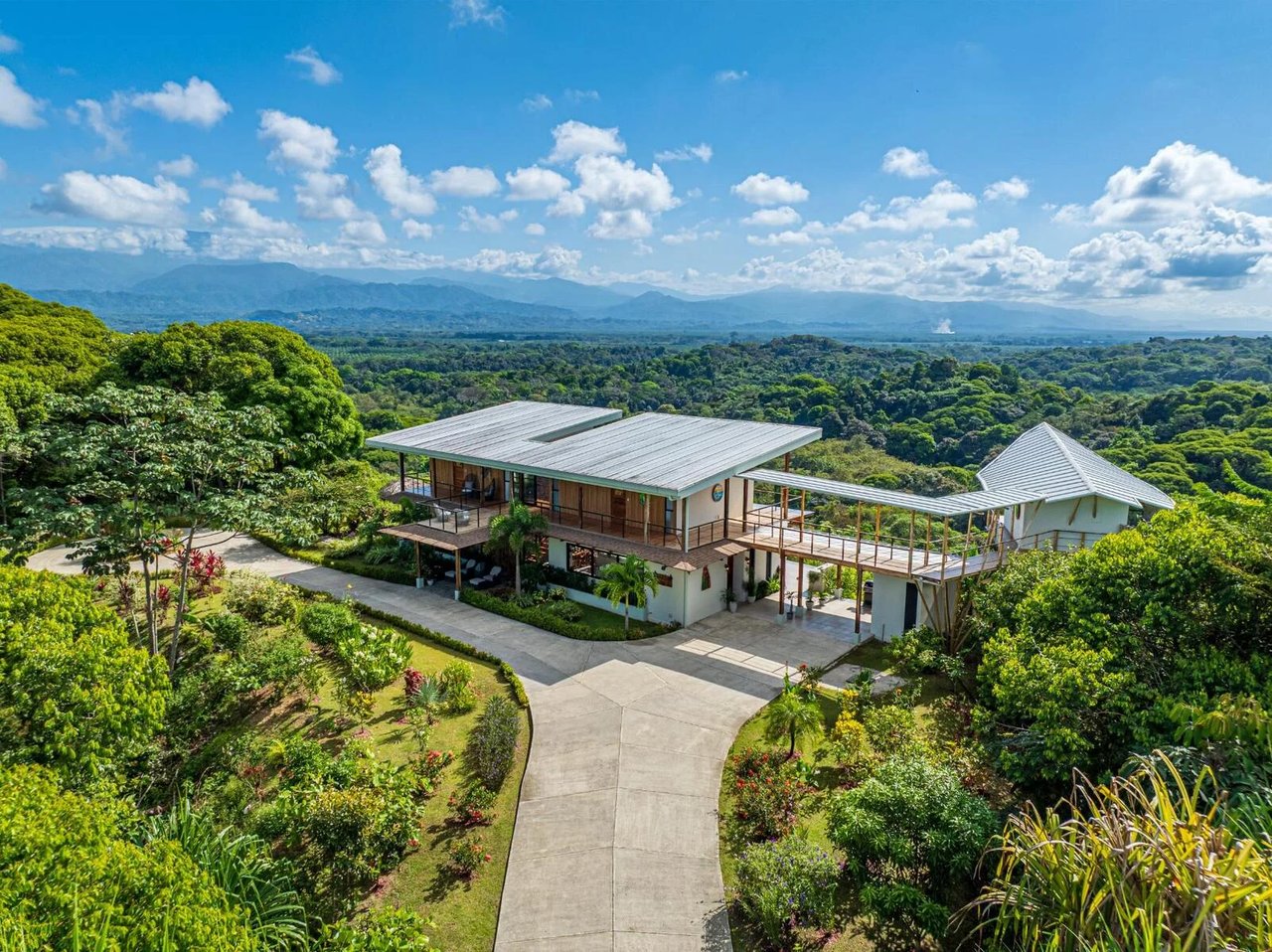 Modern Mountain View Estate, Manuel Antonio, Puntarenas