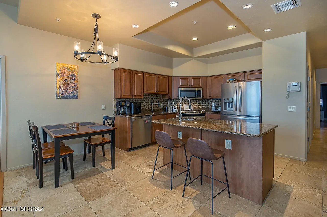 446 N Campbell Ave, #1306