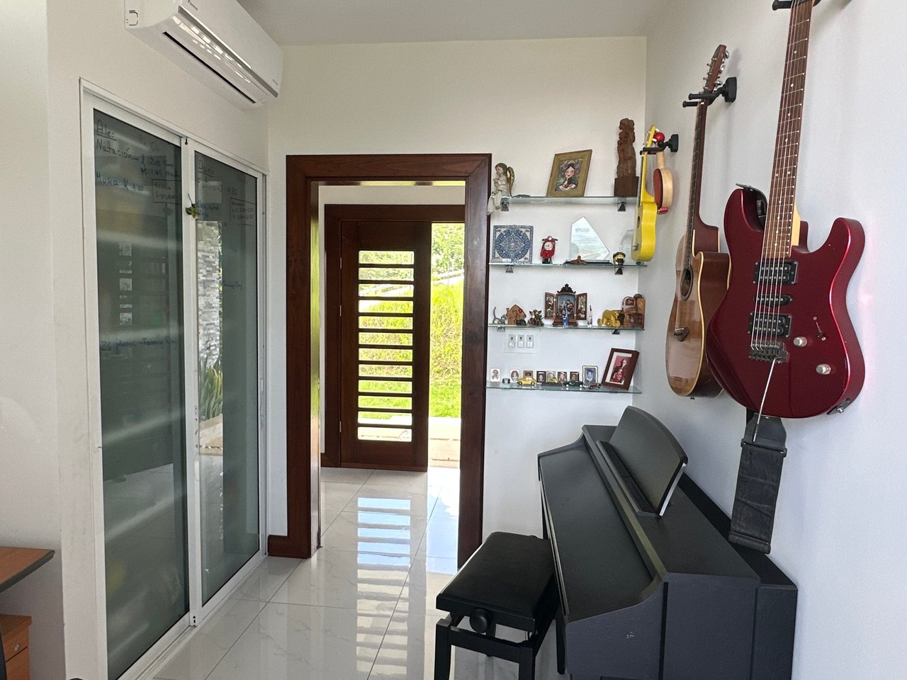 Sustainable Smart Home, Ciudad Colon, San Jose