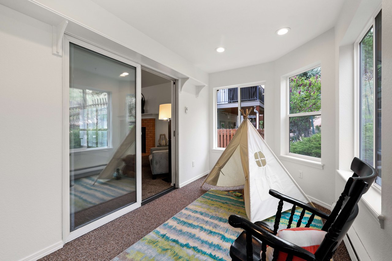 5423 Lions Gate Lane