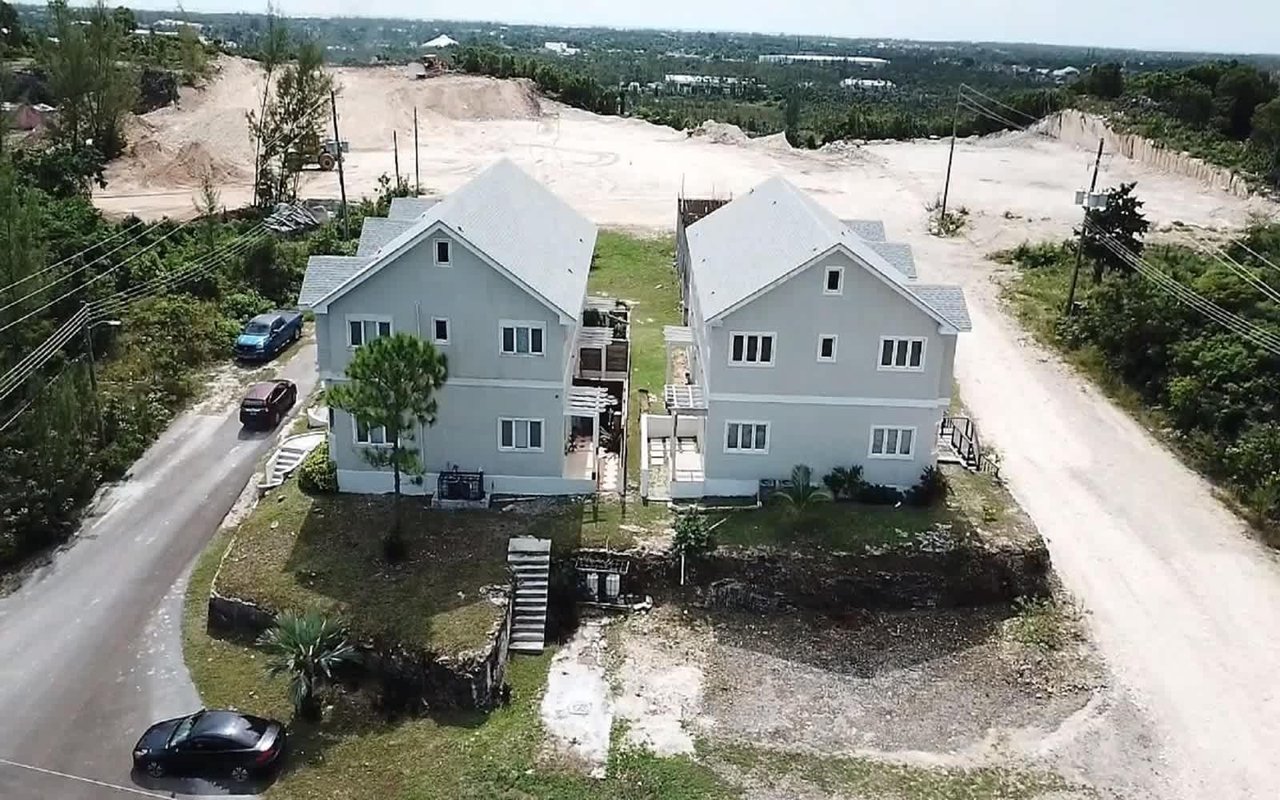 25 Eagle Crest 3 Bedroom Townhouse