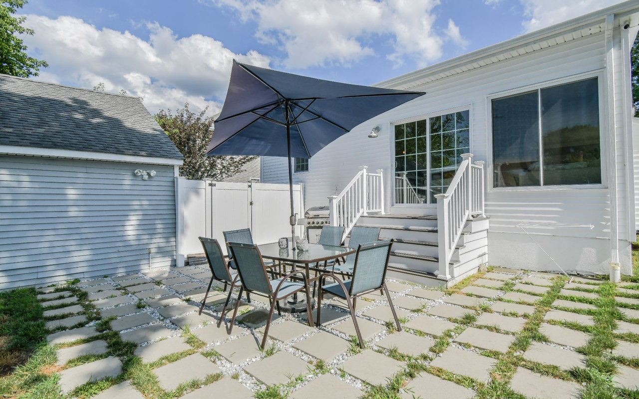 956 Oldfield Road