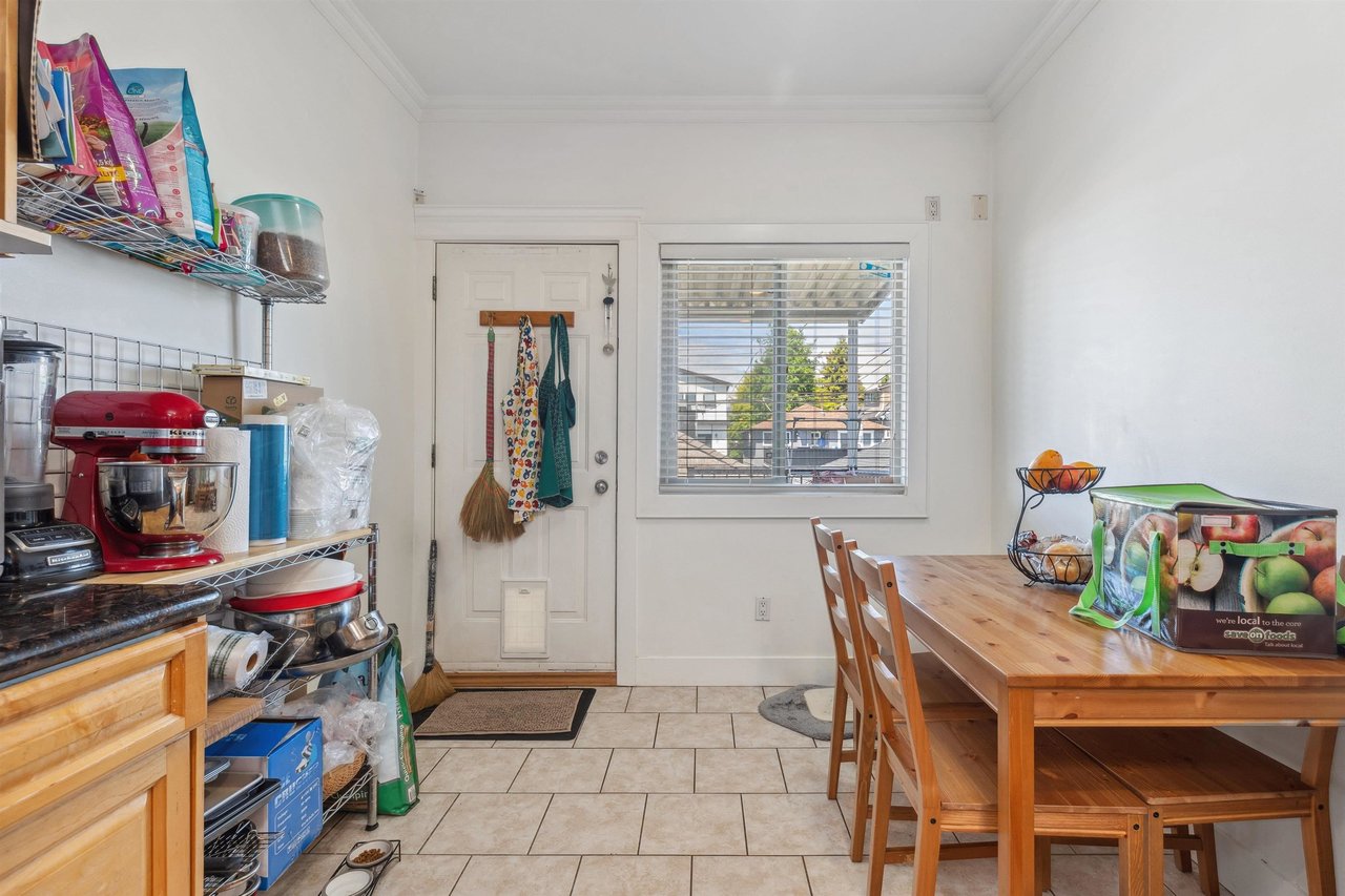 465 E 55th Ave