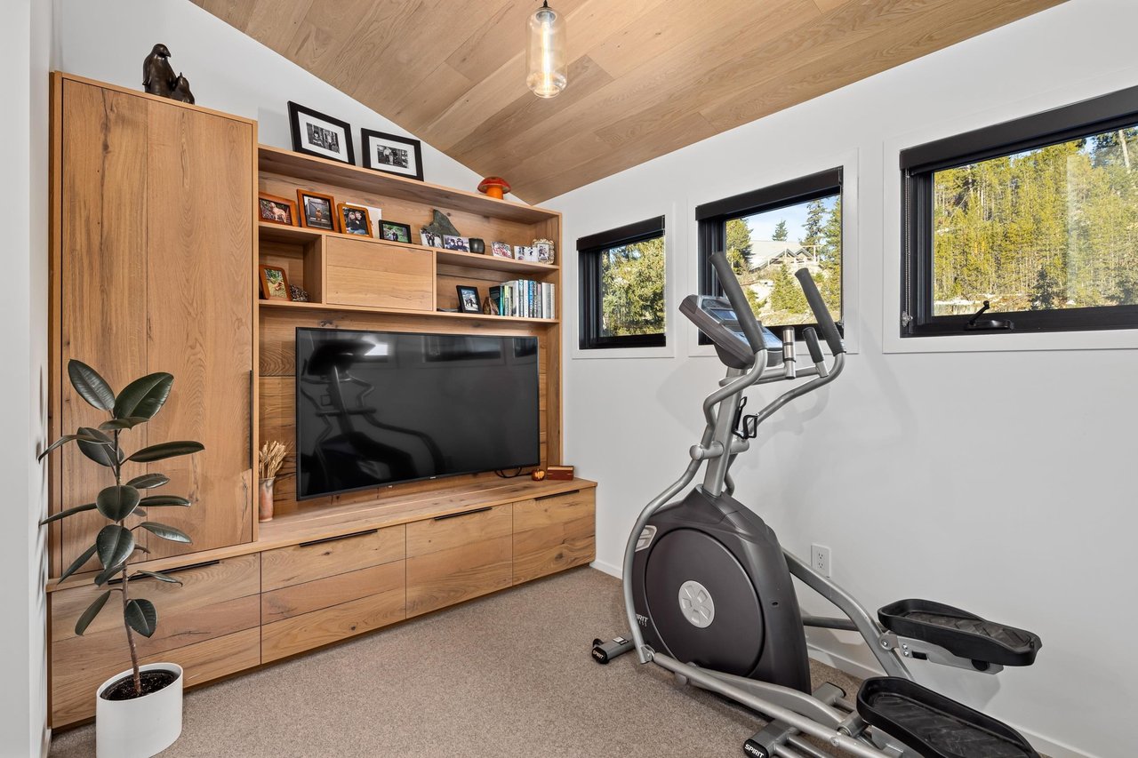 2765 Cheakamus Wy