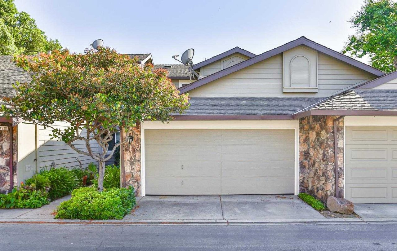 4824 River Trail CT