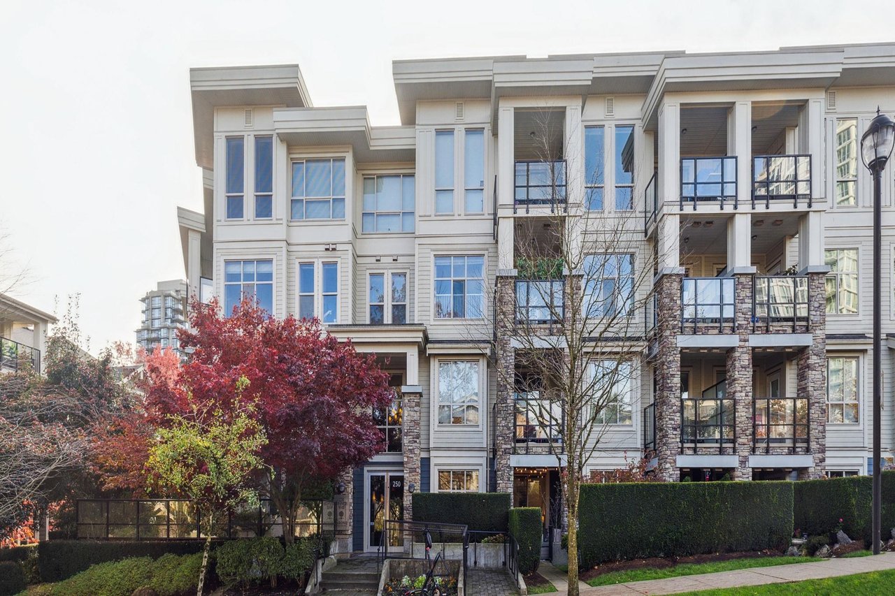 114-250 Francis Wy