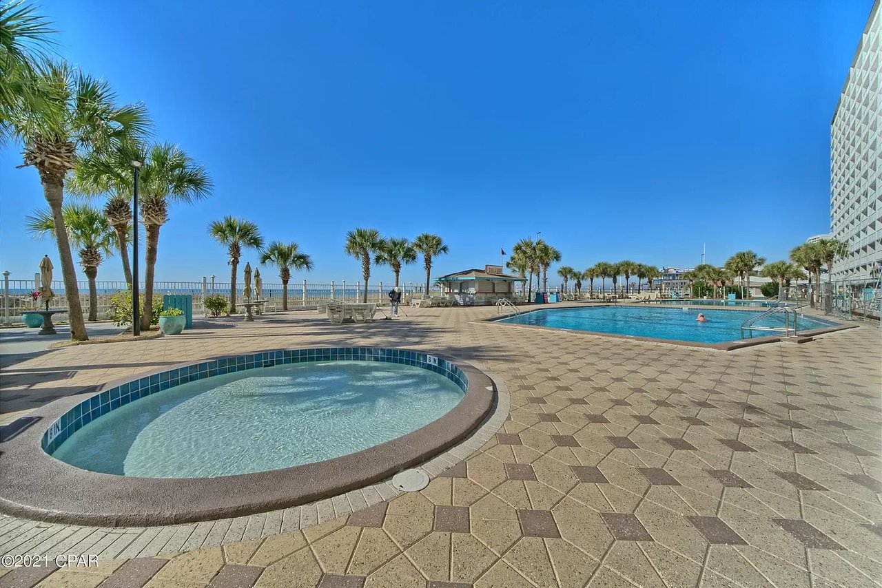 8743 Thomas Drive Unit 209