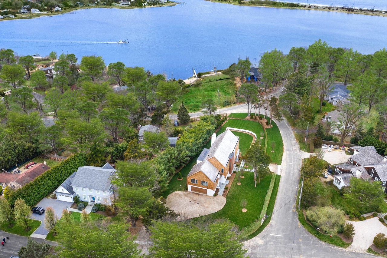 12 Cornell Rd