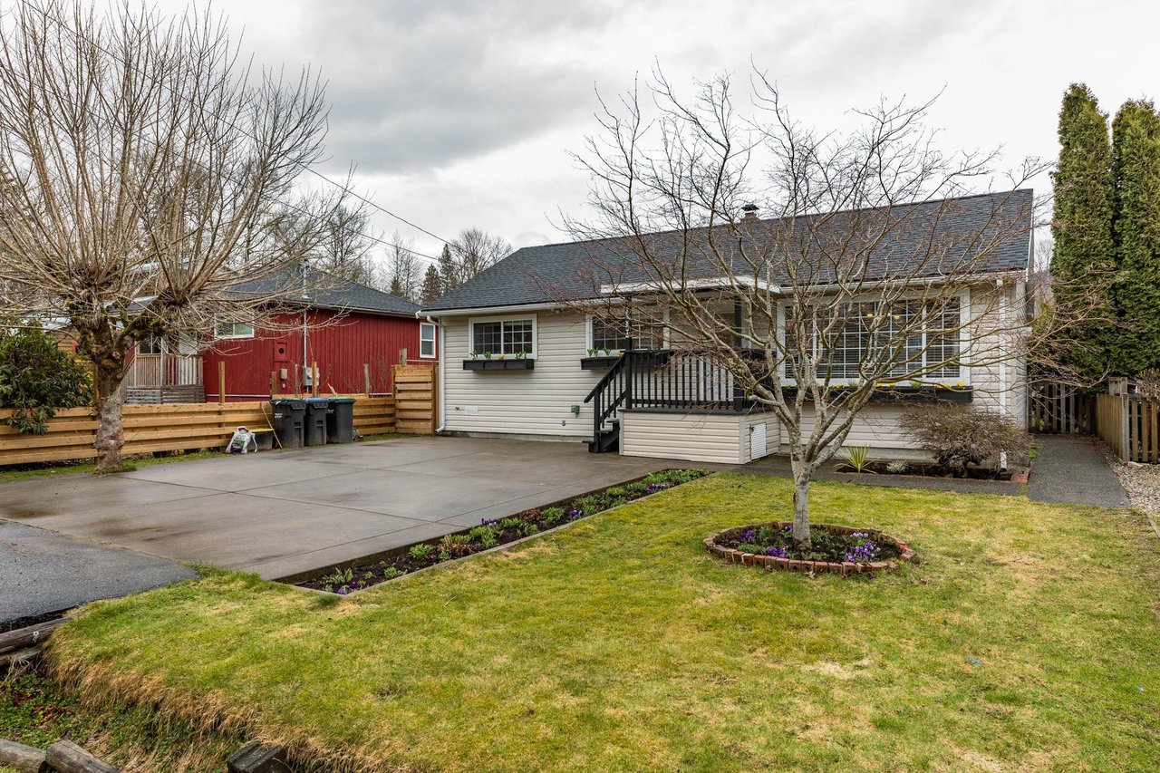 38854 Newport Rd