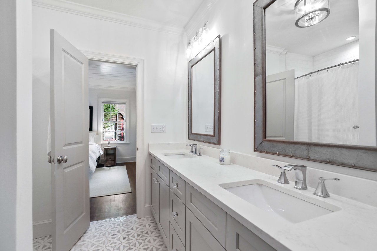 3861 Wieuca Terrace NE