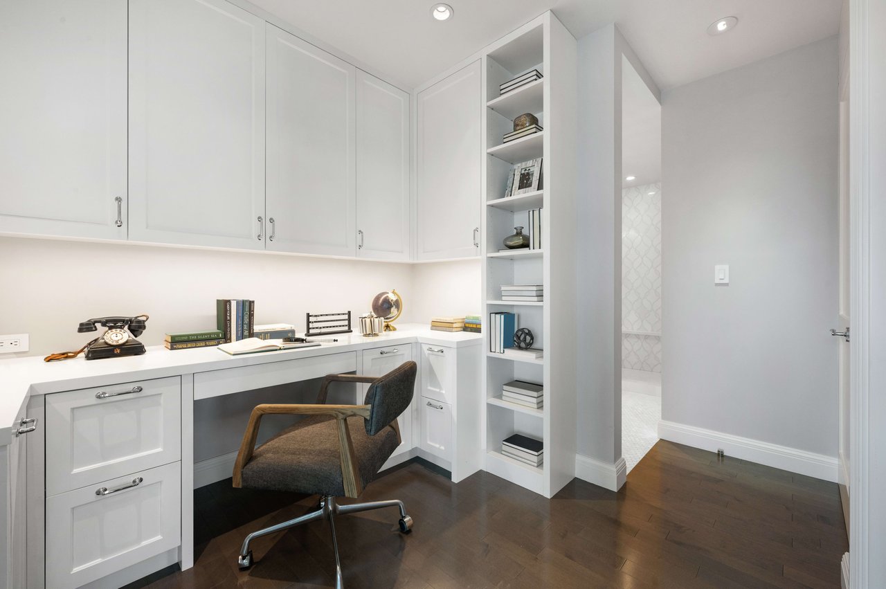 Remarkable Renovation & Rolling Landmark Views