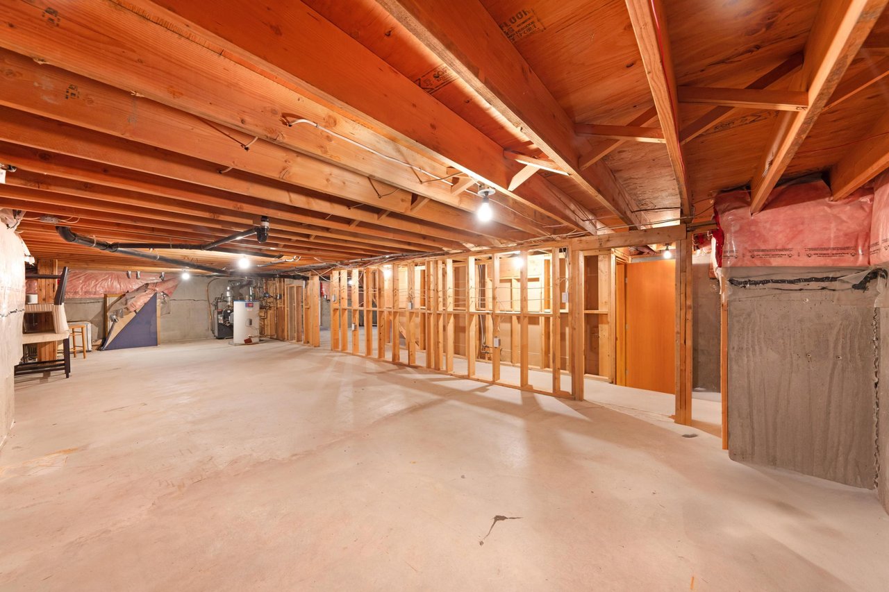 1029 Clyde Ave