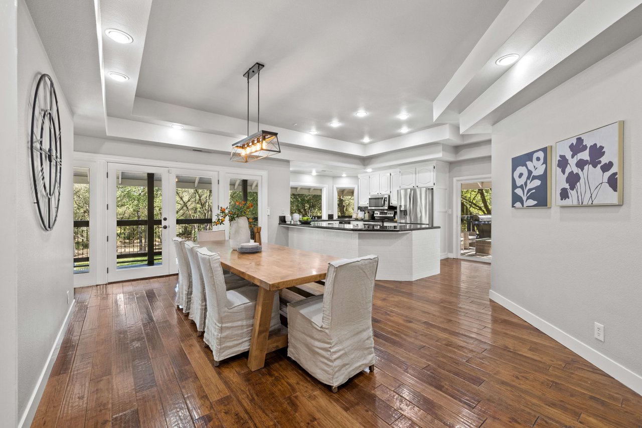 2880 Carlson Drive
